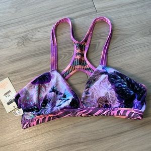 New with tag Maaji reversible bikini top. Size XL